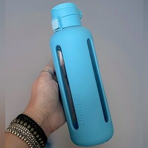 New DUNKIN 2024- Acrylic Hydration Bottle -24 oz • Soft Touch • Blue Color